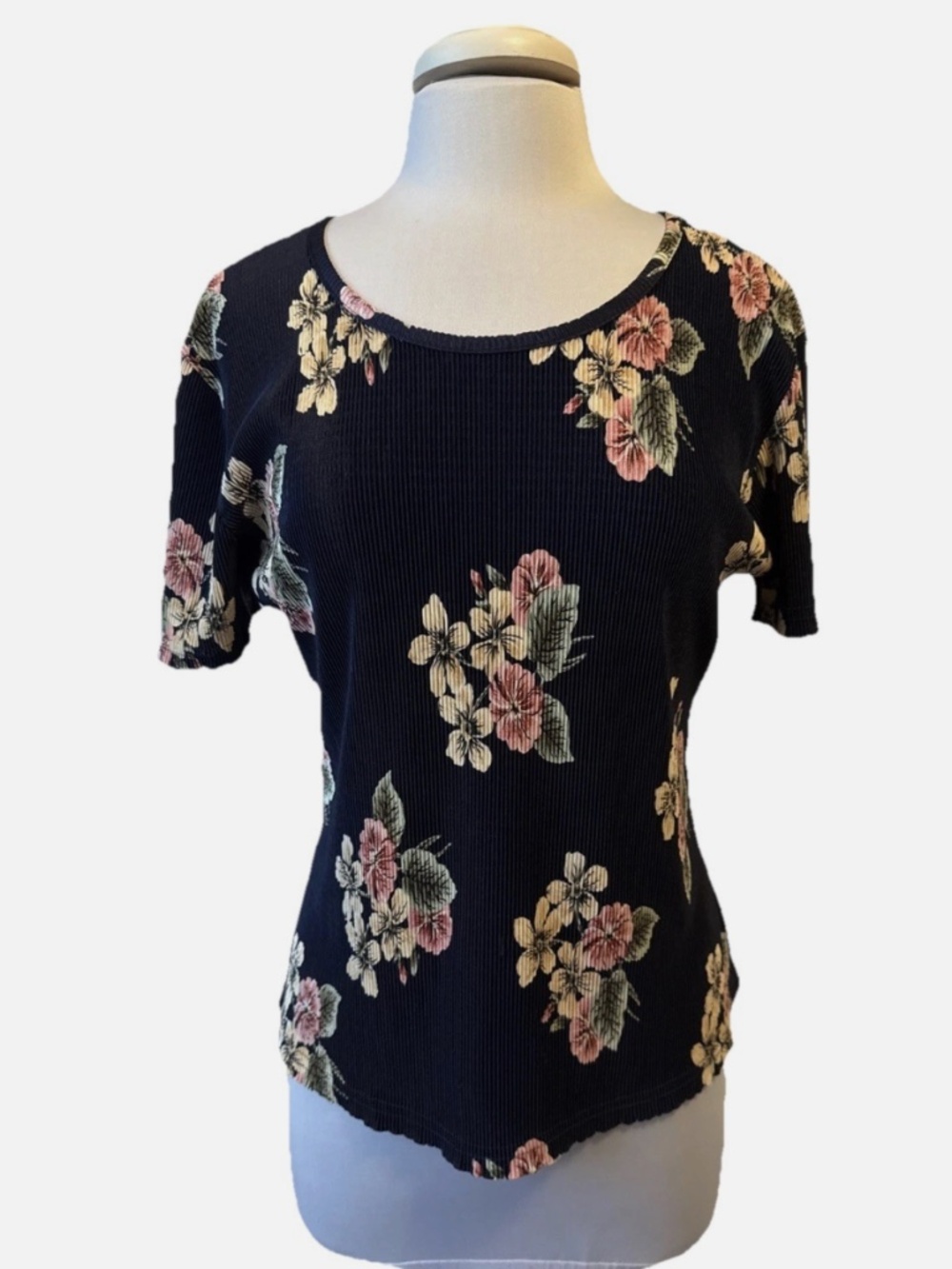 Jaipur floral on black tee